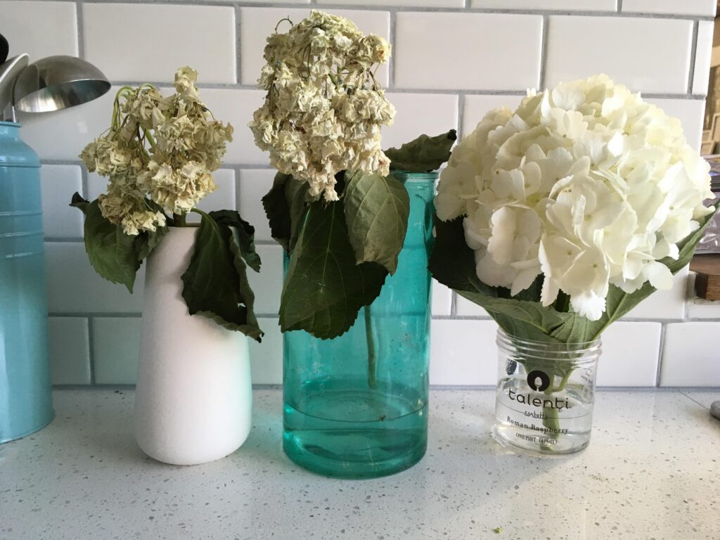 Cheap Wedding Flowers: Save on the Right Things